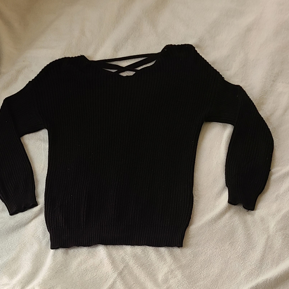 Forever 21 girls 9/10 black braid up back sweater